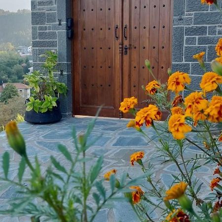 Point Of View 2 Apartment Pramanta Exterior photo