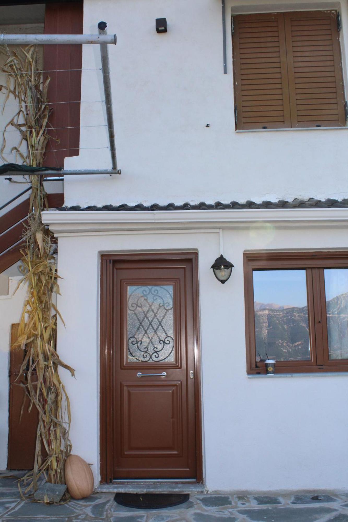 Point Of View 2 Apartment Pramanta Exterior photo